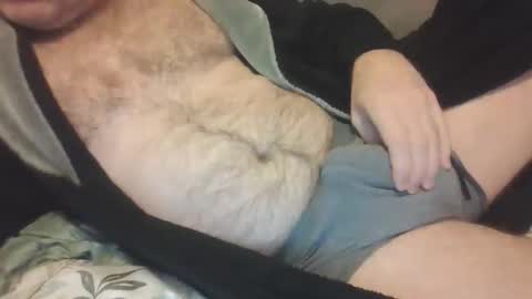 Snapshot of species98 chatting on October 5, 2025, 6:45 am species online show from October 5, 2025, 6:45 am