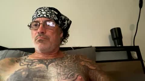 specter1972 online show from December 4, 2025, 12:14 pm