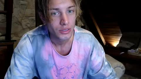 Sasha --  online show from April 17, 2026, 8:45 pm