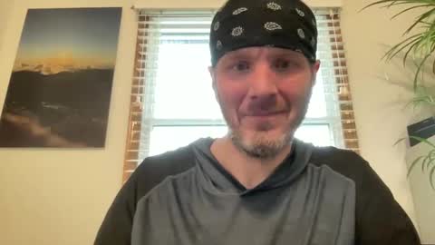 Peppers online show from December 31, 2024, 4:25 pm