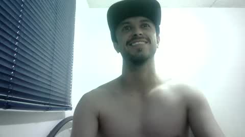 sperm_donor94 online show from December 19, 2024, 7:29 pm