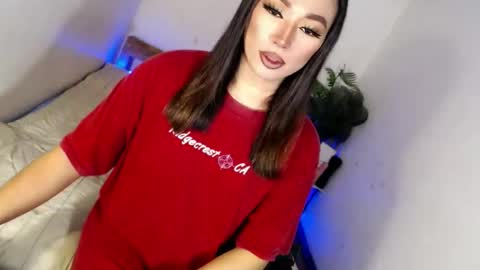 Alora online show from January 10, 2026, 8:05 am