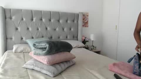 Im Angela  online show from January 24, 2025, 7:30 am