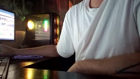 Snapshot of spicyfox420 chatting on October 29, 2025, 8:43 pm SpicyFox420 online show from October 29, 2025, 8:43 pm