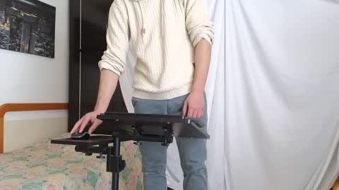 Marco. When Im offline you can view premium content in bio online show from March 10, 2025, 9:43 am