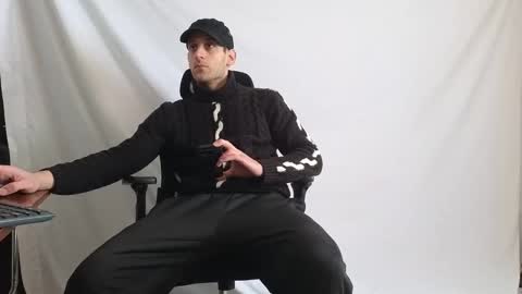 Marco. When Im offline you can view premium content in bio online show from February 3, 2026, 12:54 pm