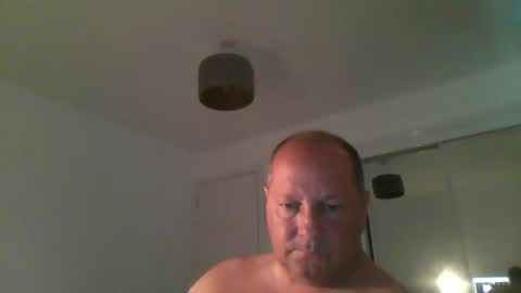 Snapshot of spidey1051a chatting on May 20, 2026, 9:37 am spidey1051a online show from May 20, 2026, 9:37 am