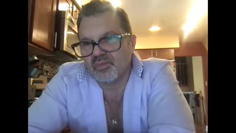 Snapshot of spike69old chatting on January 27, 2025, 6:52 pm spike69old online show from January 27, 2025, 6:52 pm