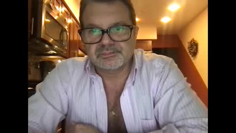 Snapshot of spike69old chatting on February 3, 2025, 6:39 pm spike69old online show from February 3, 2025, 6:39 pm