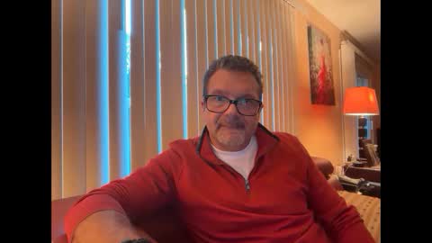 Snapshot of spike69old chatting on October 24, 2025, 10:39 pm spike69old online show from October 24, 2025, 10:39 pm