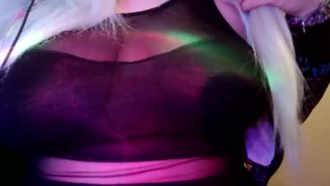 Vanessa Spade online show from March 23, 2026, 2:26 am