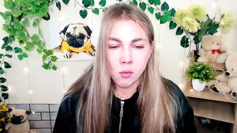 Snapshot of sport_tall_karina chatting on November 13, 2025, 11:09 am Karina online show from November 13, 2025, 11:09 am