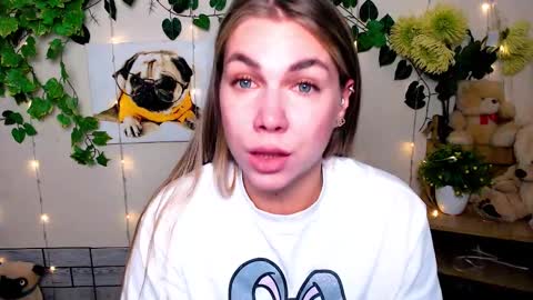 Snapshot of sport_tall_karina chatting on November 15, 2025, 1:07 pm Karina online show from November 15, 2025, 1:07 pm