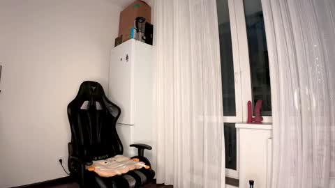 your baby online show from February 5, 2025, 1:47 am