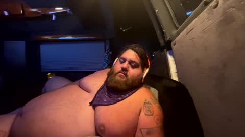 Snapshot of squeaks724 chatting on February 4, 2025, 6:25 am Your Pal Squeaks online show from February 4, 2025, 6:25 am