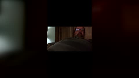 Snapshot of squirreldiamond chatting on December 17, 2025, 3:34 am squirreldiamond online show from December 17, 2025, 3:34 am