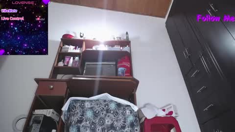 Snapshot of squirtmachinex chatting on December 4, 2024, 10:30 pm Wanda online show from December 4, 2024, 10:30 pm