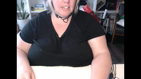 Messi Jessi online show from December 10, 2024, 5:33 pm