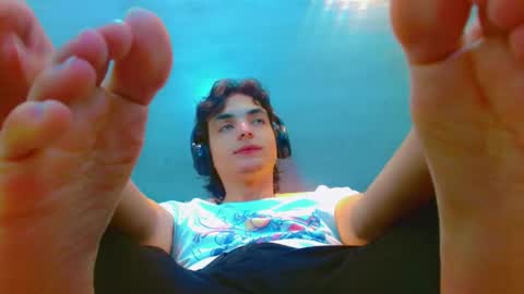 ethan online show from November 27, 2025, 3:36 pm