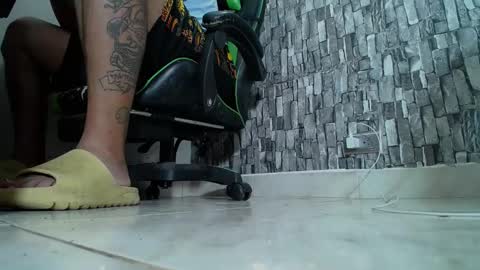 sr master cum its my old account online show from March 10, 2025, 1:01 am