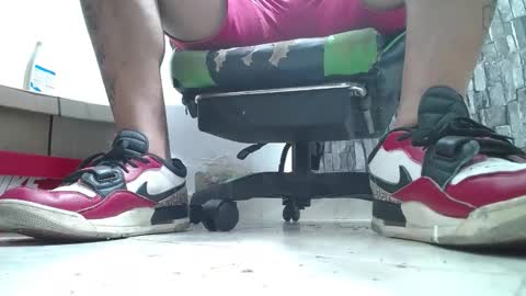 sr master cum its my old account online show from April 3, 2026, 5:16 am