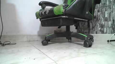 sr master cum its my old account online show from June 5, 2026, 6:02 pm