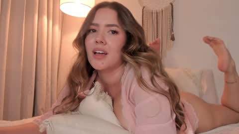 Sophie 3 online show from January 30, 2025, 3:44 am