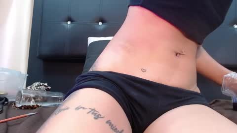Snapshot of srta_luciana chatting on May 1, 2026, 3:27 pm . . online show from May 1, 2026, 3:27 pm