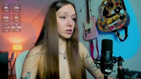 Anni if Im offline for a long time Im depressed feel free to support me offline online show from February 4, 2025, 4:29 pm