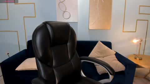 Stacy Woods online show from January 4, 2025, 10:38 am