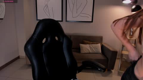 Stacy Woods online show from January 29, 2025, 5:02 pm