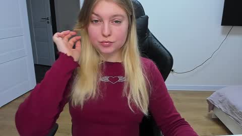 Stacy  online show from January 14, 2025, 10:59 am