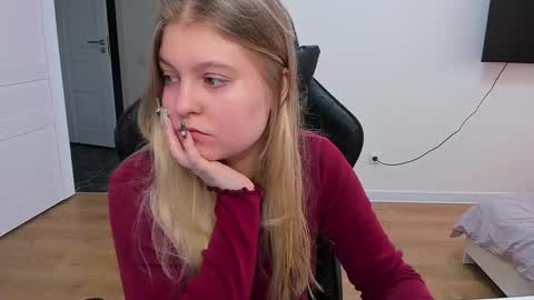 Stacy  online show from February 22, 2025, 11:13 am