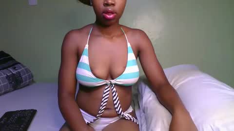 stacy_queenl online show from December 20, 2025, 10:44 am