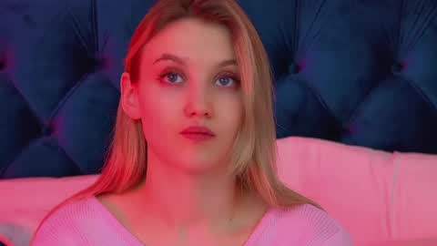 StacyEvances online show from March 8, 2026, 2:04 am