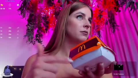 Stacy online show from December 28, 2024, 9:42 am