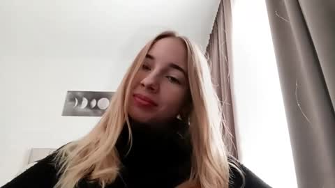 Mila online show from February 27, 2026, 6:13 am