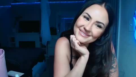 Hannah Lee online show from May 27, 2026, 2:30 am