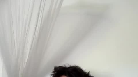 Snapshot of staernstar chatting on May 31, 2026, 2:46 pm staernstar online show from May 31, 2026, 2:46 pm