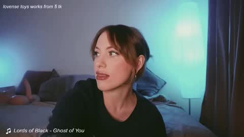 Snapshot of stanovaya300kg chatting on November 7, 2025, 2:06 pm Kristina online show from November 7, 2025, 2:06 pm