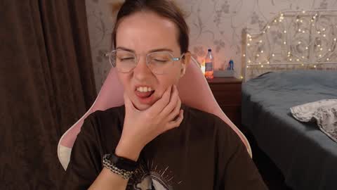 Alice online show from December 19, 2024, 6:01 pm