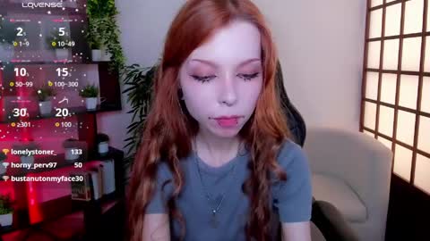 Snapshot of star_tarra chatting on June 5, 2026, 6:52 am Tarra online show from June 5, 2026, 6:52 am
