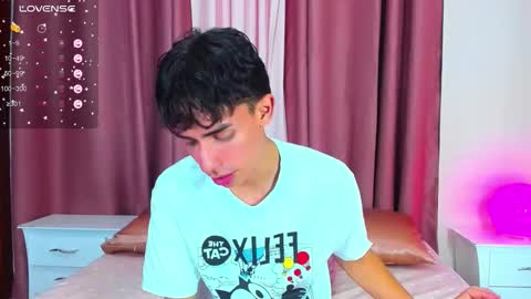 Ethan online show from January 8, 2026, 1:02 pm