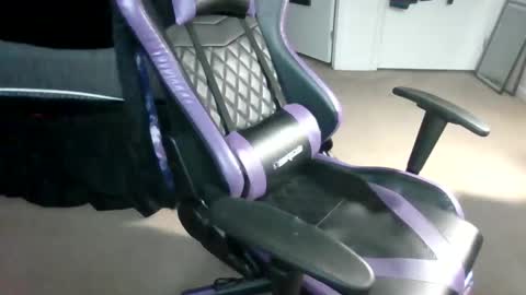 Snapshot of starella___saxxxton chatting on December 18, 2024, 7:19 pm starella___saxxxton online show from December 18, 2024, 7:19 pm