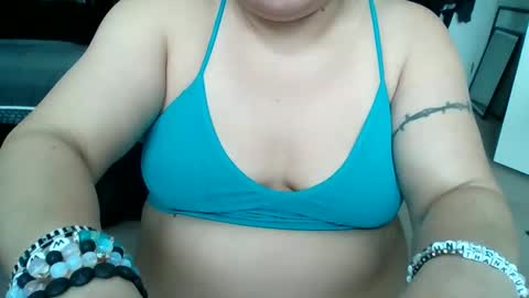 Snapshot of starella___saxxxton chatting on January 23, 2025, 7:40 pm starella___saxxxton online show from January 23, 2025, 7:40 pm