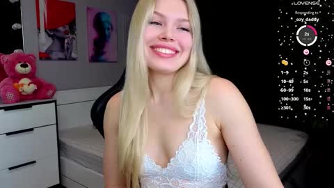 Caroline online show from January 8, 2026, 4:59 am