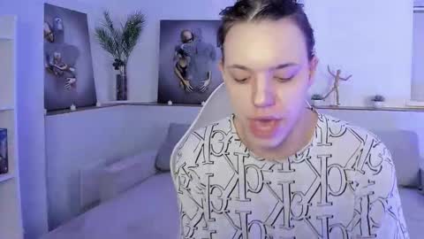 Snapshot of starlight_madison chatting on February 3, 2026, 2:10 am Madison online show from February 3, 2026, 2:10 am