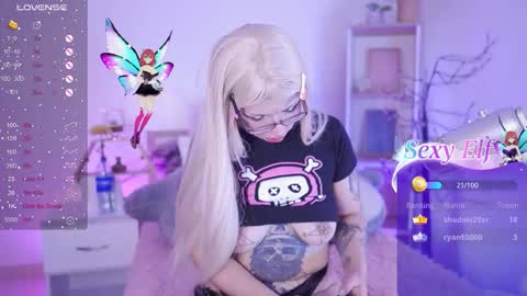 Yoko online show from December 13, 2025, 7:53 pm