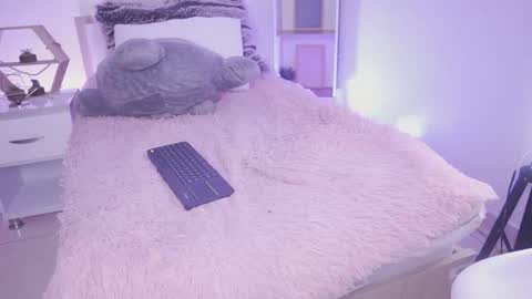 Yoko online show from February 17, 2026, 6:25 pm