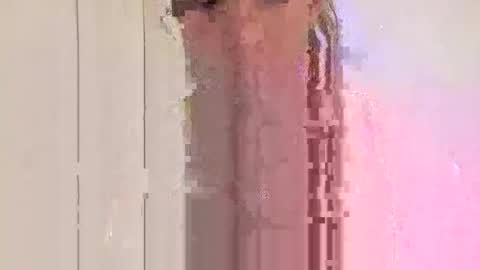 Snapshot of stassiethatsororitygirl chatting on January 20, 2025, 5:04 am Stassiethatsororitygirl online show from January 20, 2025, 5:04 am